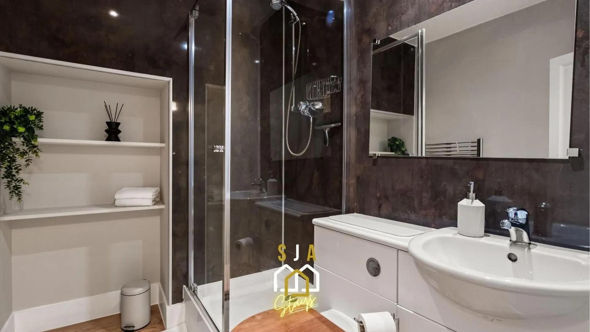 Holburn Road Retreat - Sja Stays - 1 Bed Apartment أبردين 0*,  المملكة المتحدة