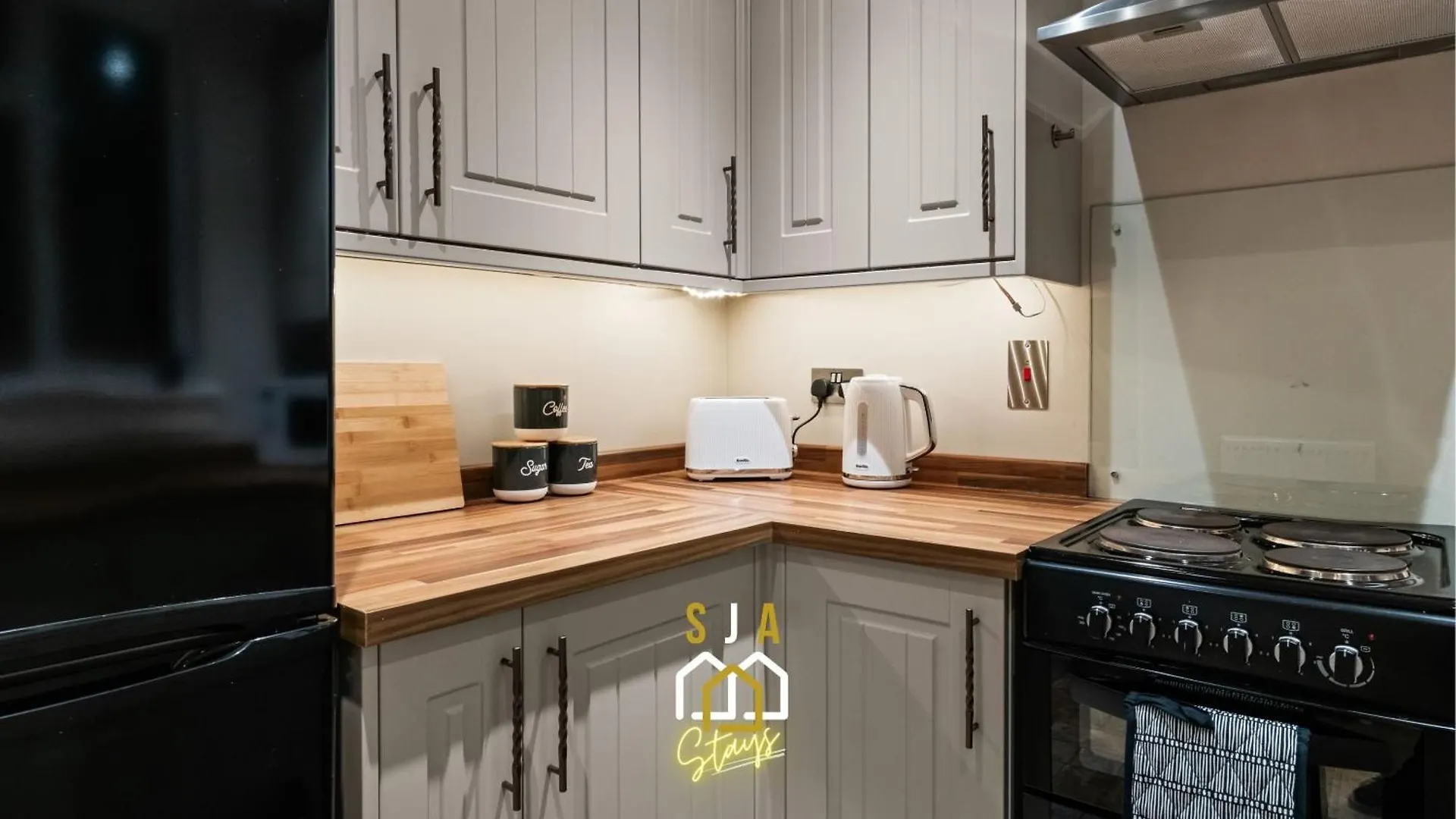 Holburn Road Retreat - Sja Stays - 1 Bed Apartment أبردين