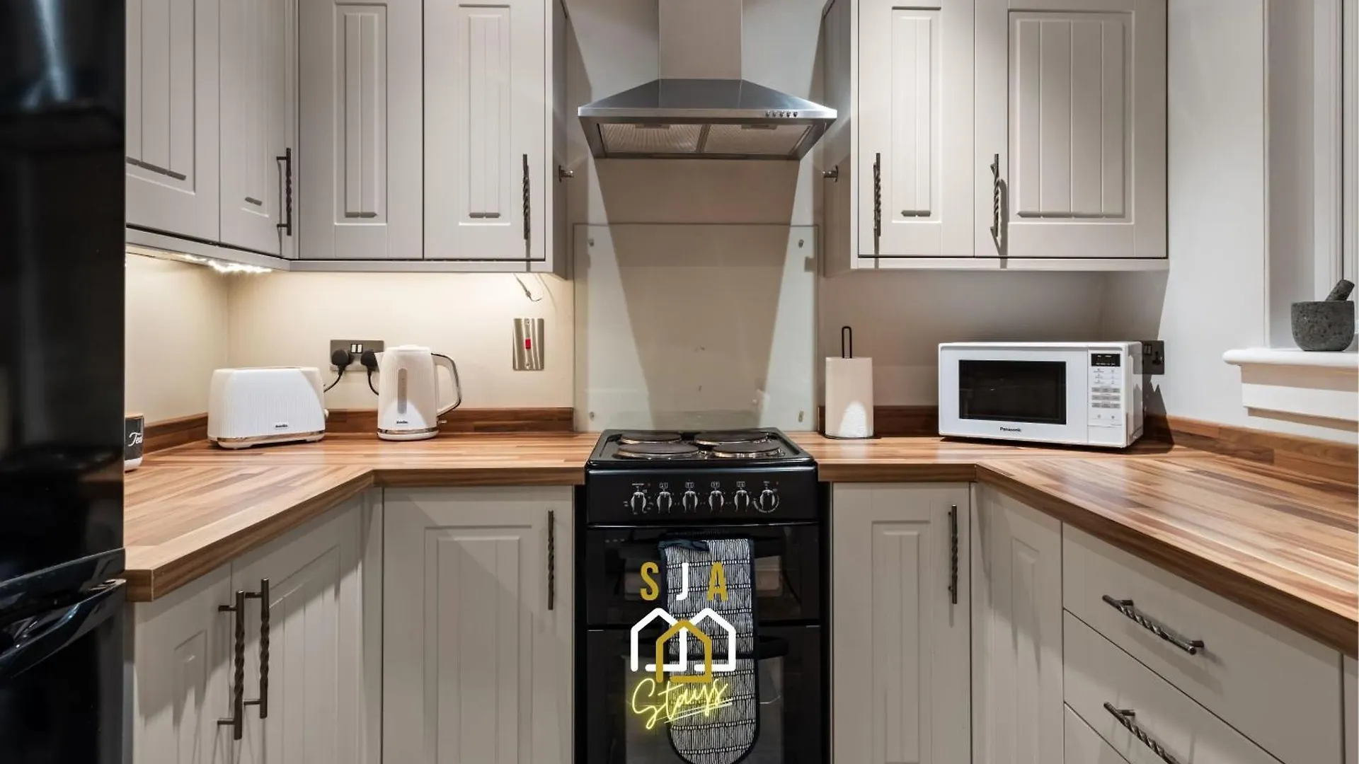 Holburn Road Retreat - Sja Stays - 1 Bed Apartment أبردين